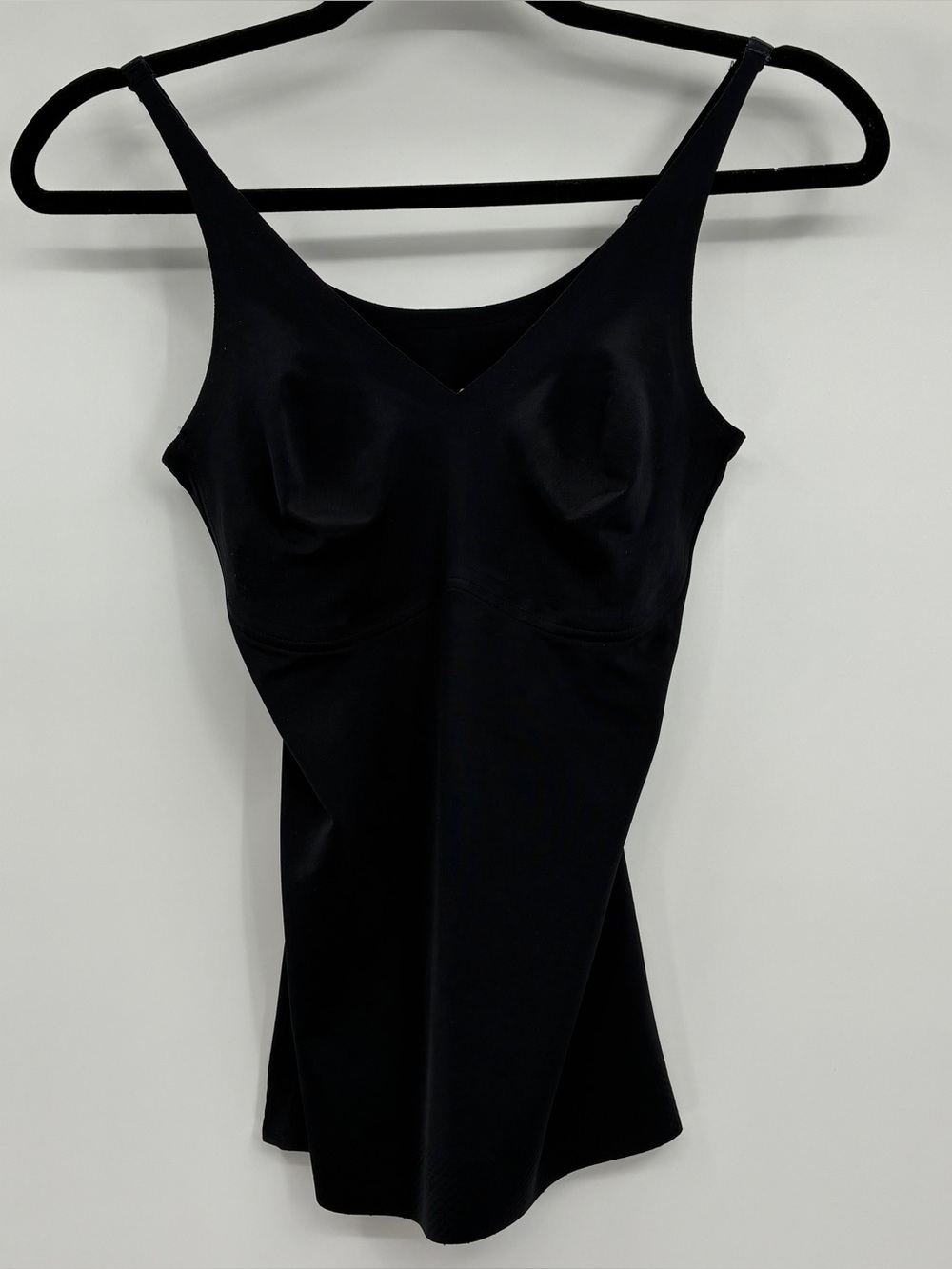 Ruby Ribbon Women’s Black Shaping Cami Tank Top Wire-Free Shapewear 34